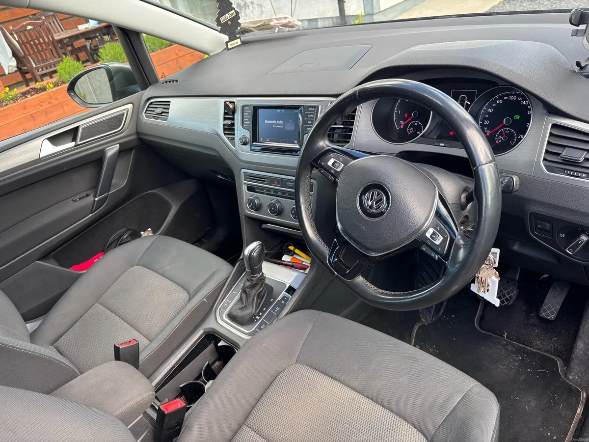 VW golf estate - automatic - Image 3