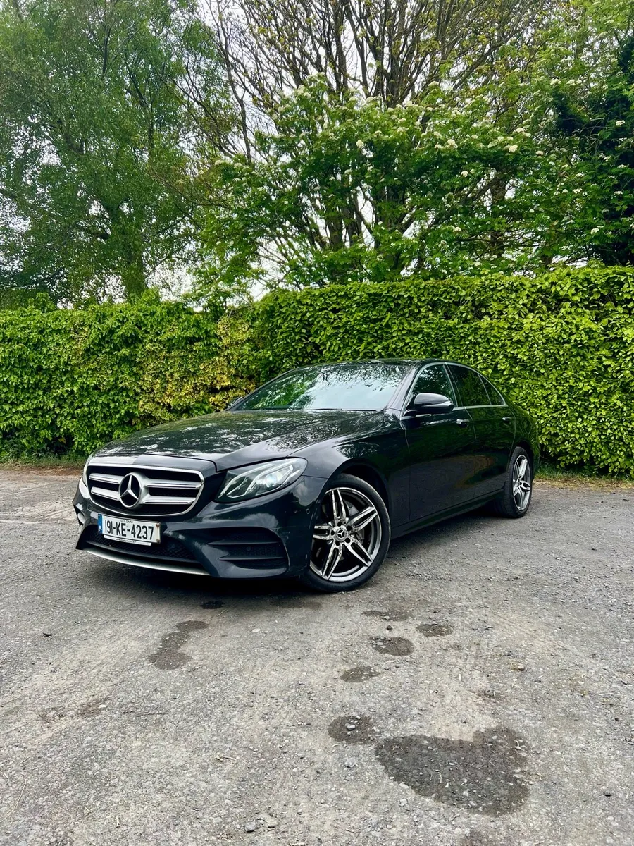 Mercedes E220d AMG 4Matic - Image 2