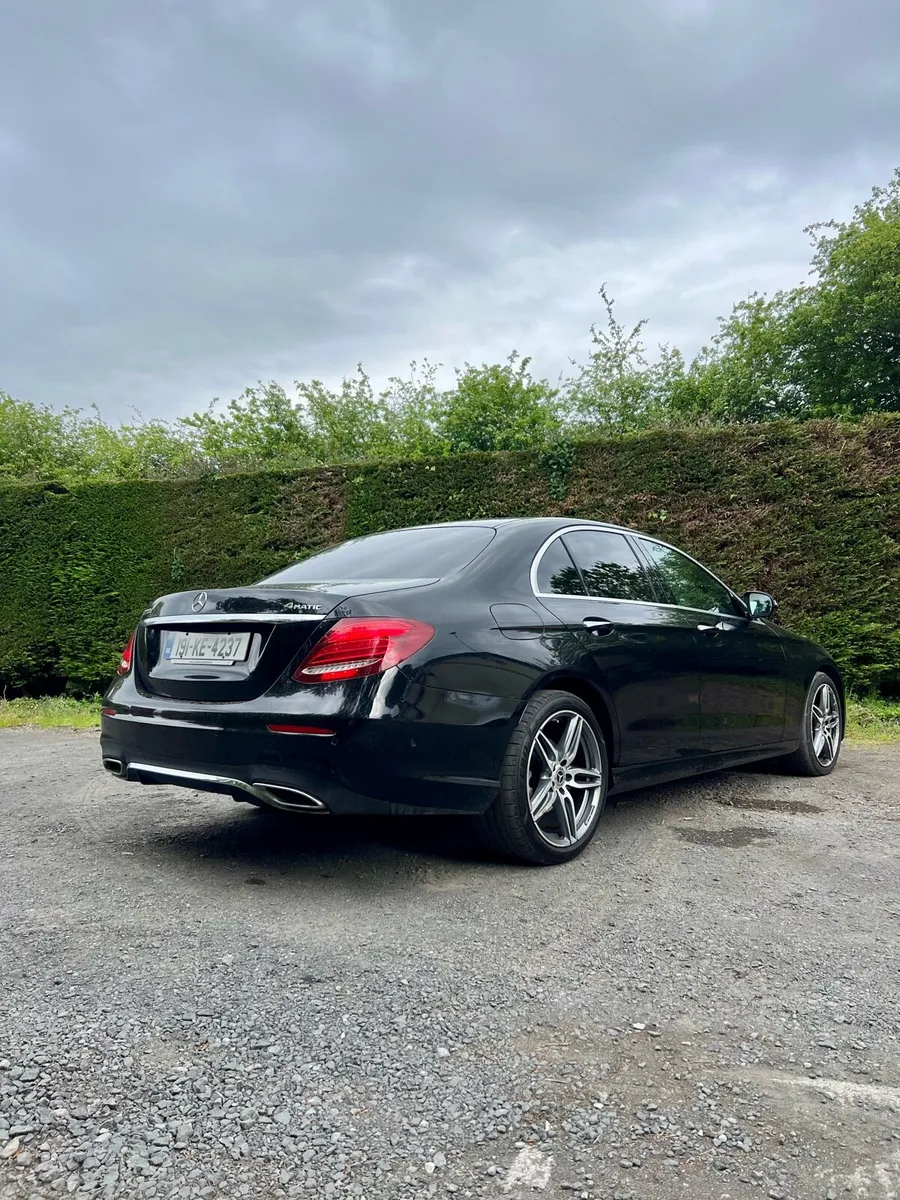 Mercedes E220d AMG 4Matic - Image 3