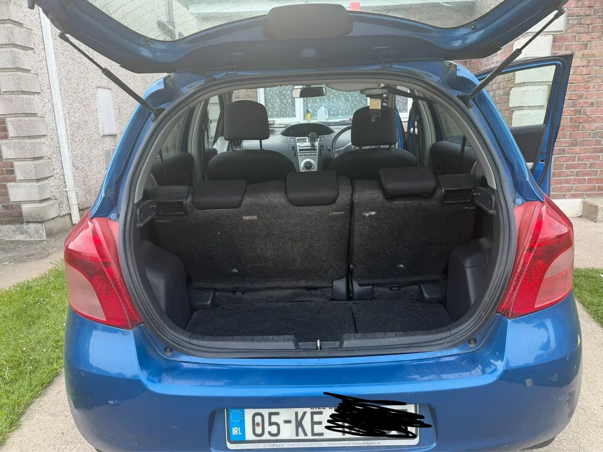 Toyota Yaris 1.0 liter very low mileage - Image 4