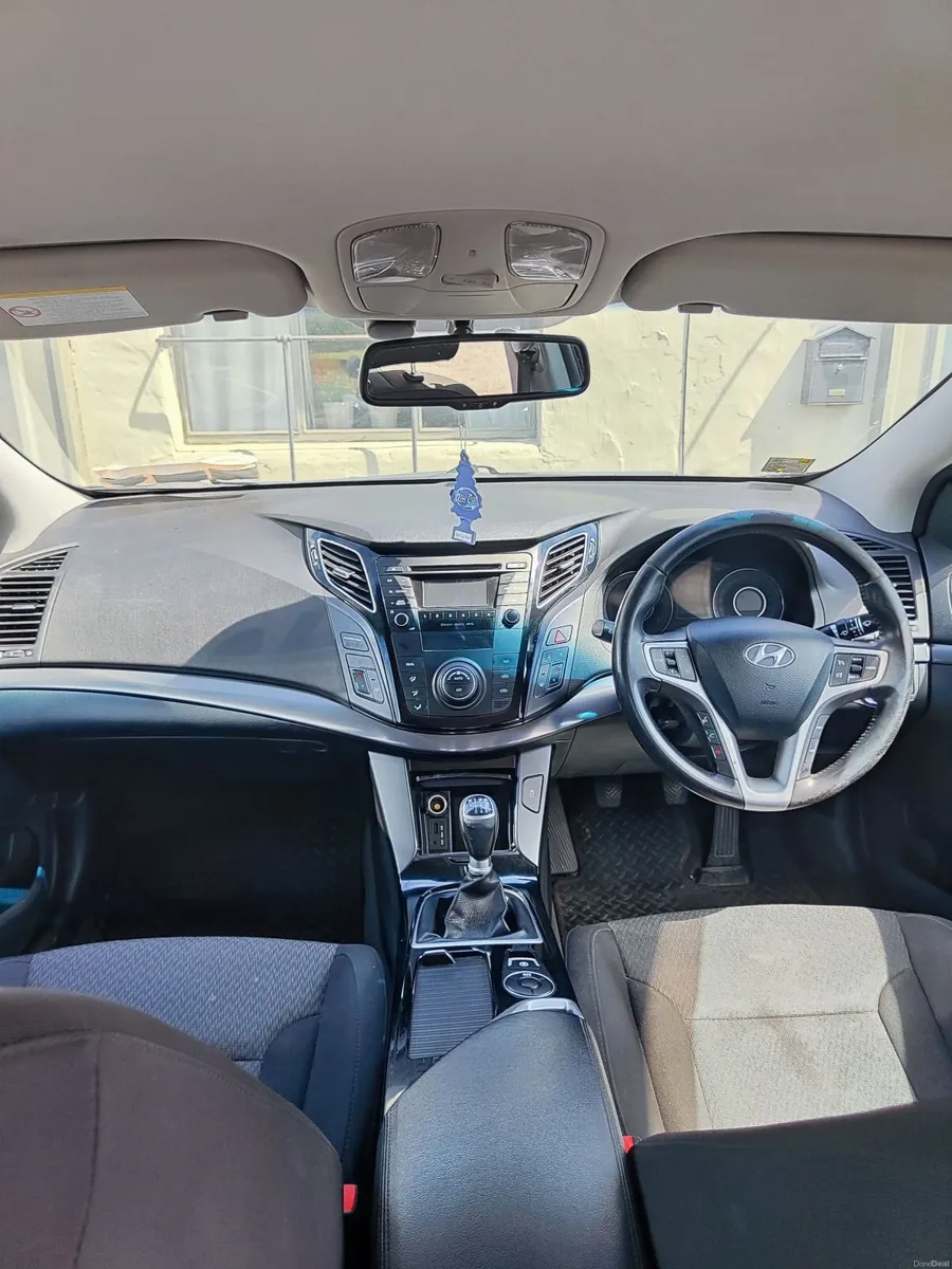 Hyundai i40 2014 - Image 2