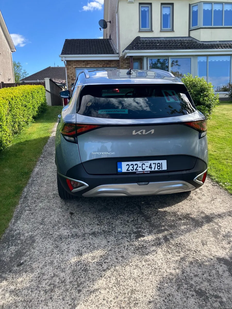 Car - Image 2