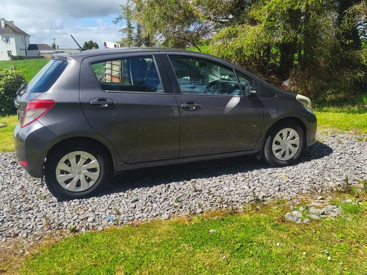 Toyota Yaris - Image 3