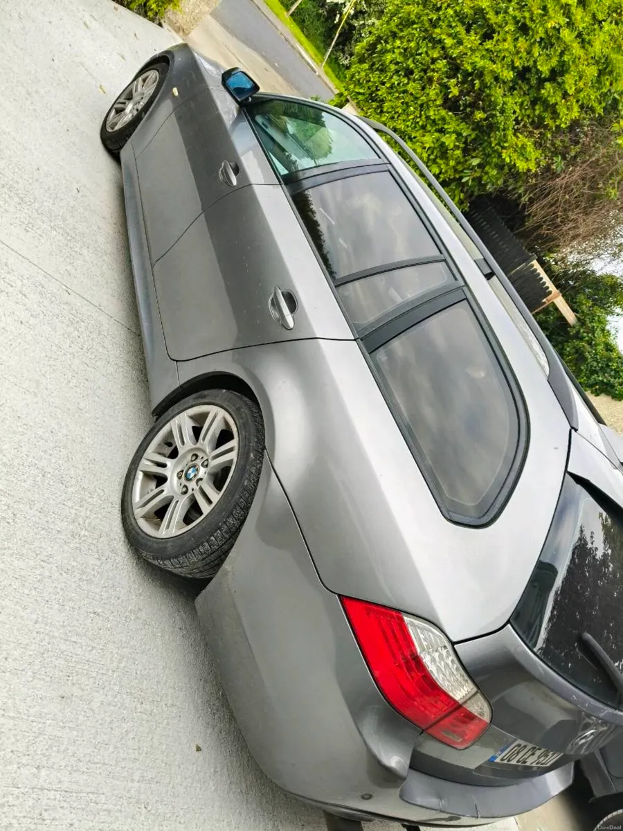 *read ad* e61 520D - Image 4