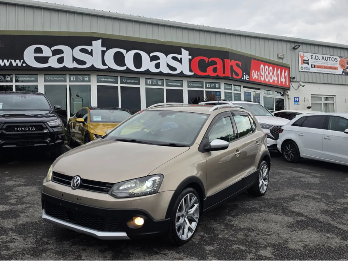 Volkswagen Polo 1.2 TSI AUTOMATIC - CROSS EDITION - Image 1