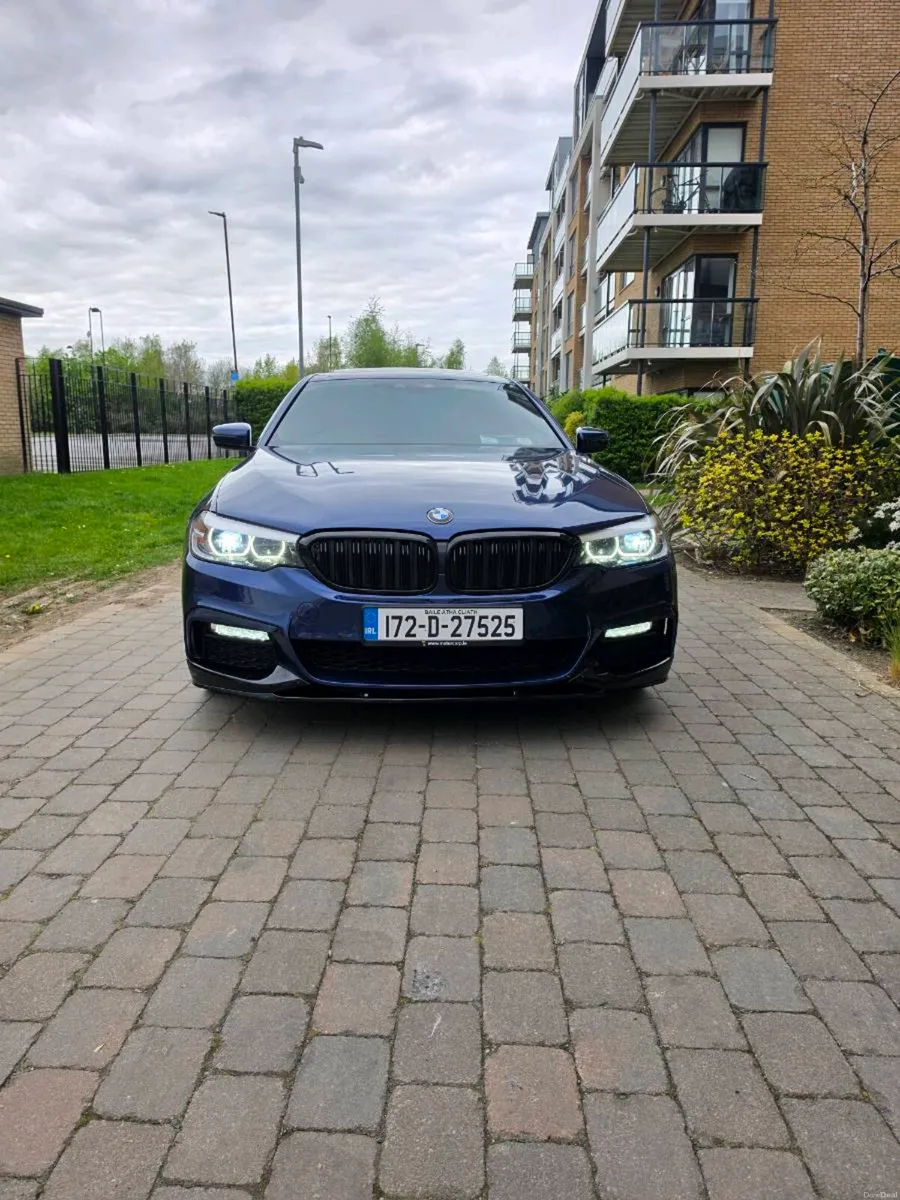 BMW G30 530e low mileage - Image 1