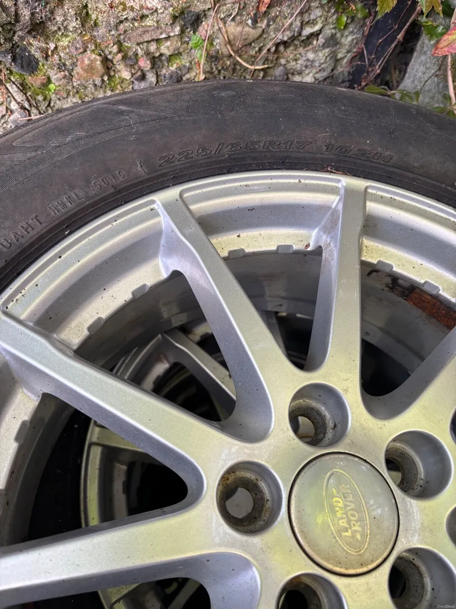 Land Rover Discovery Sport 2016 - Image 3