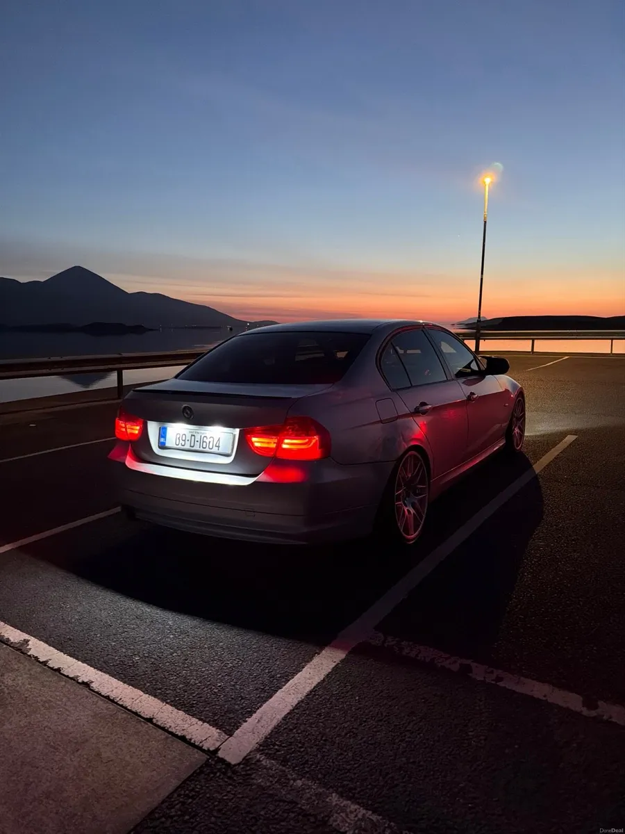 BMW - Image 1