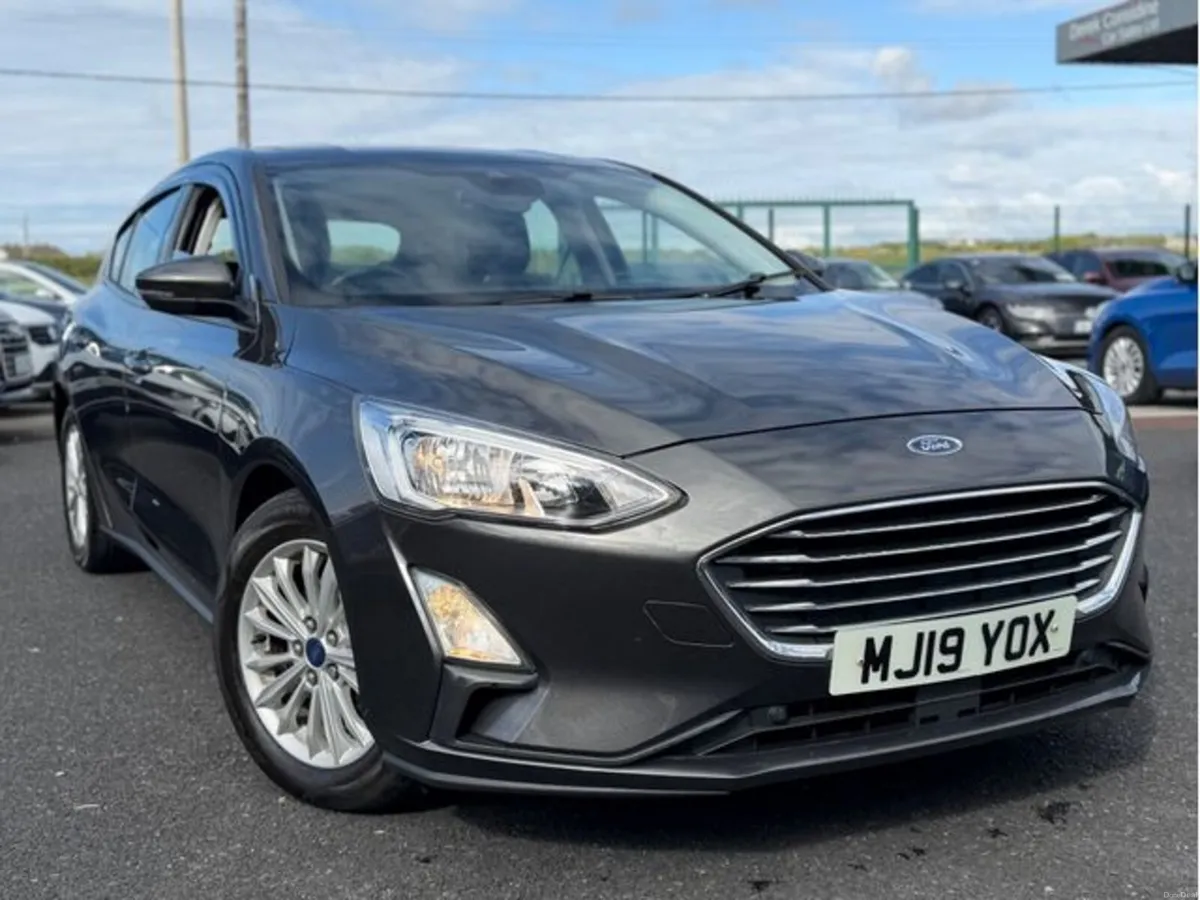 Ford Focus TITANIUM TDCI - Image 2