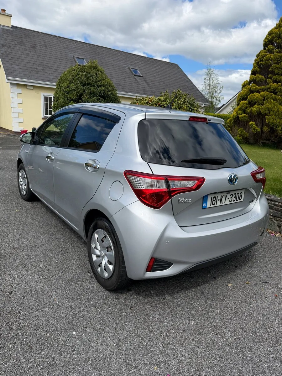 Toyota Vitz 2018 - Image 5