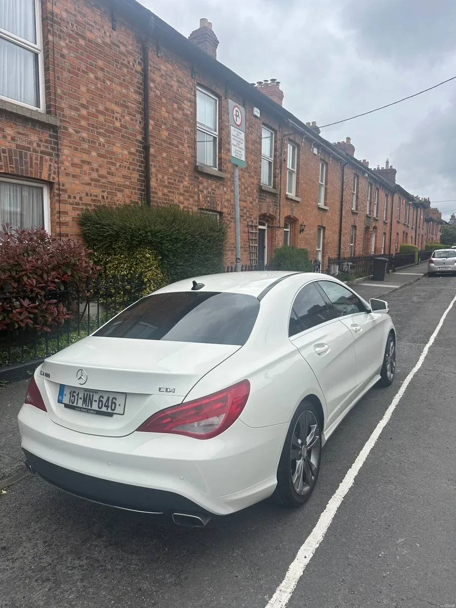 Mercedes-Benz CLA 2015 Automatic - Image 2
