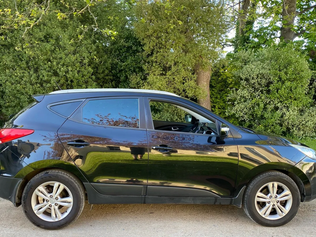 Hyundai IX35 Premium - Image 2