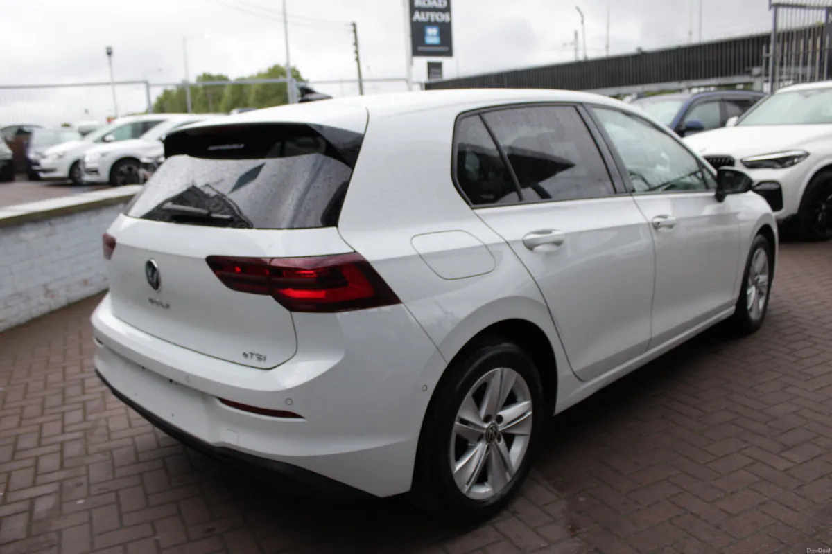 2022 VW GOLF - Image 4
