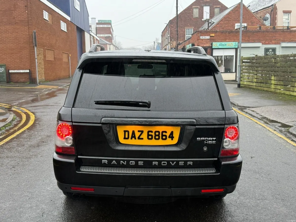 Land Rover Range Rover 2011 - Image 4