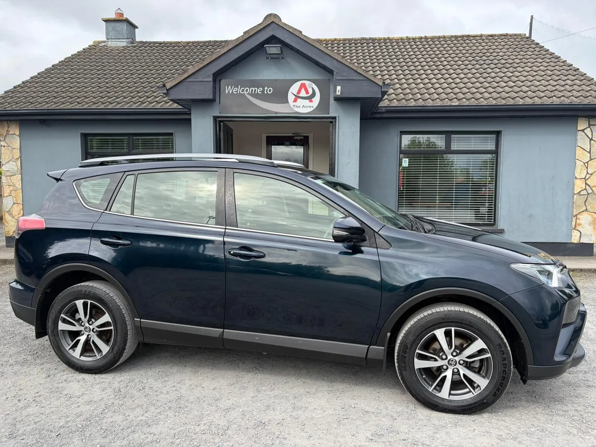 Toyota RAV4 2017 - Image 2