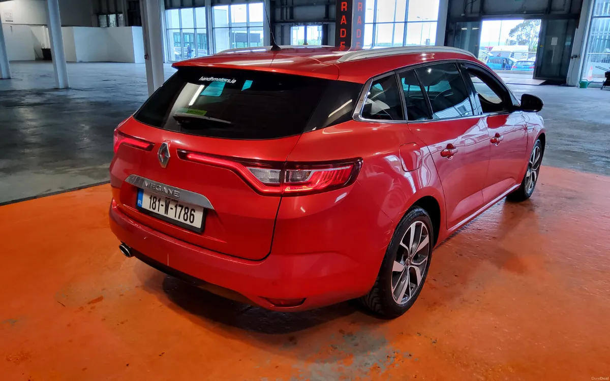 Renault Megane 2018 - Image 4