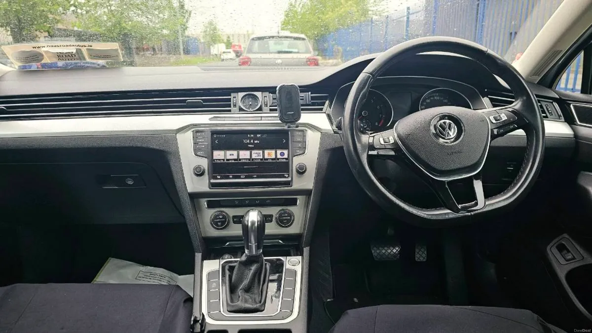 Car - Image 2
