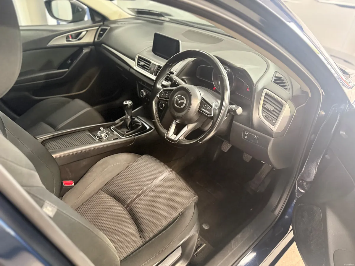 Mazda Mazda3 2019. 1.5D. EXECUTIVE - Image 3