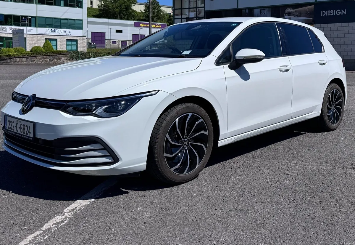 Volkswagen Golf - Image 4