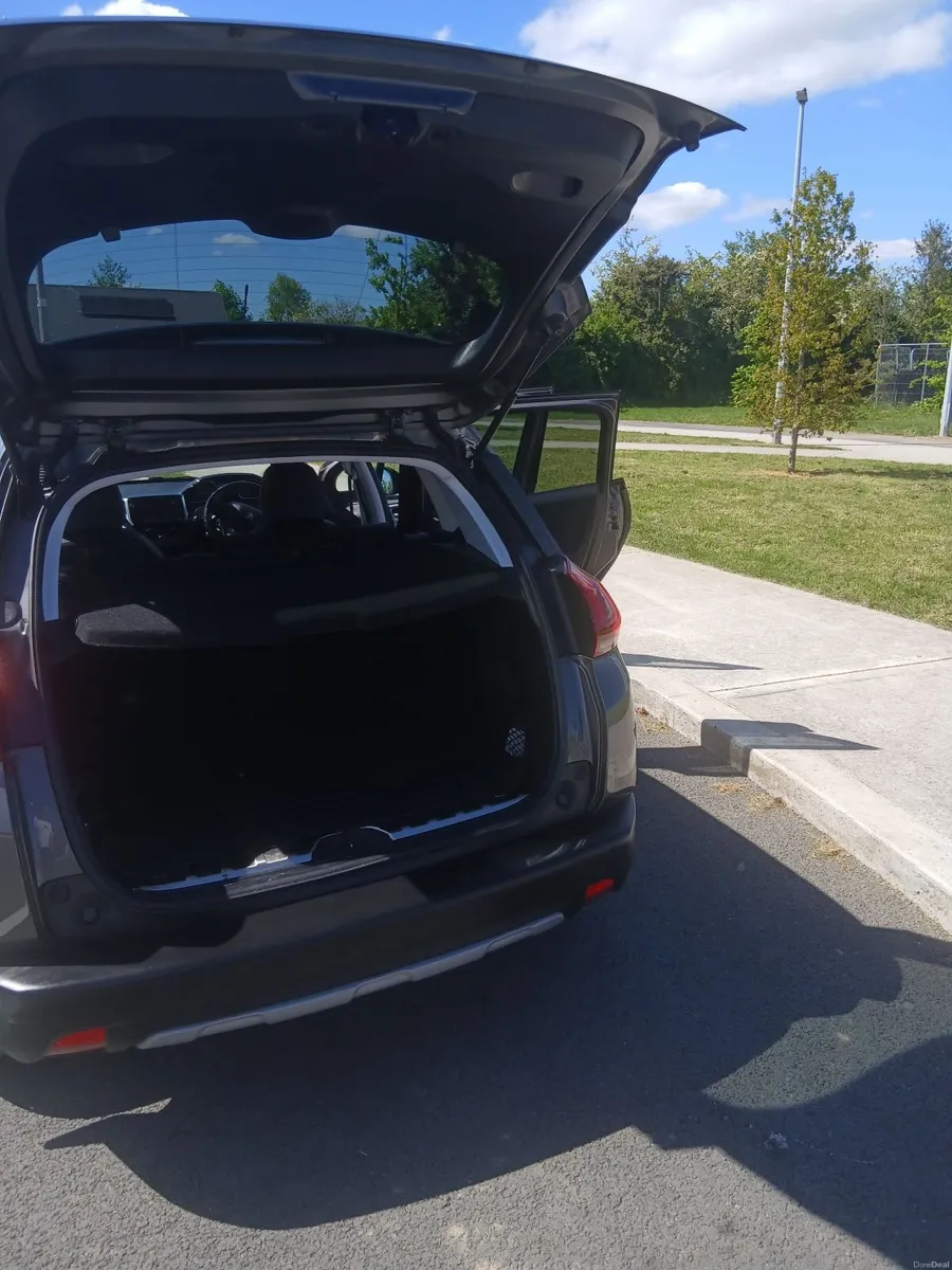 Peugeot 2008 - Image 3