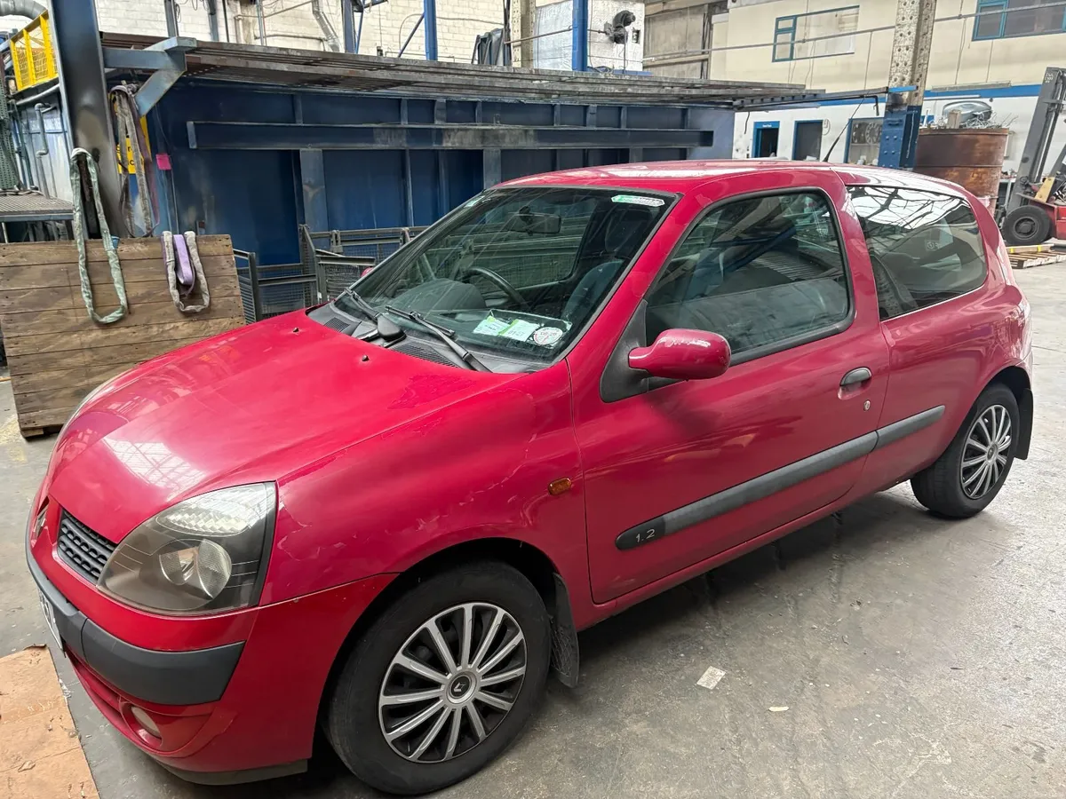 Renault Clio 2002 - Image 4