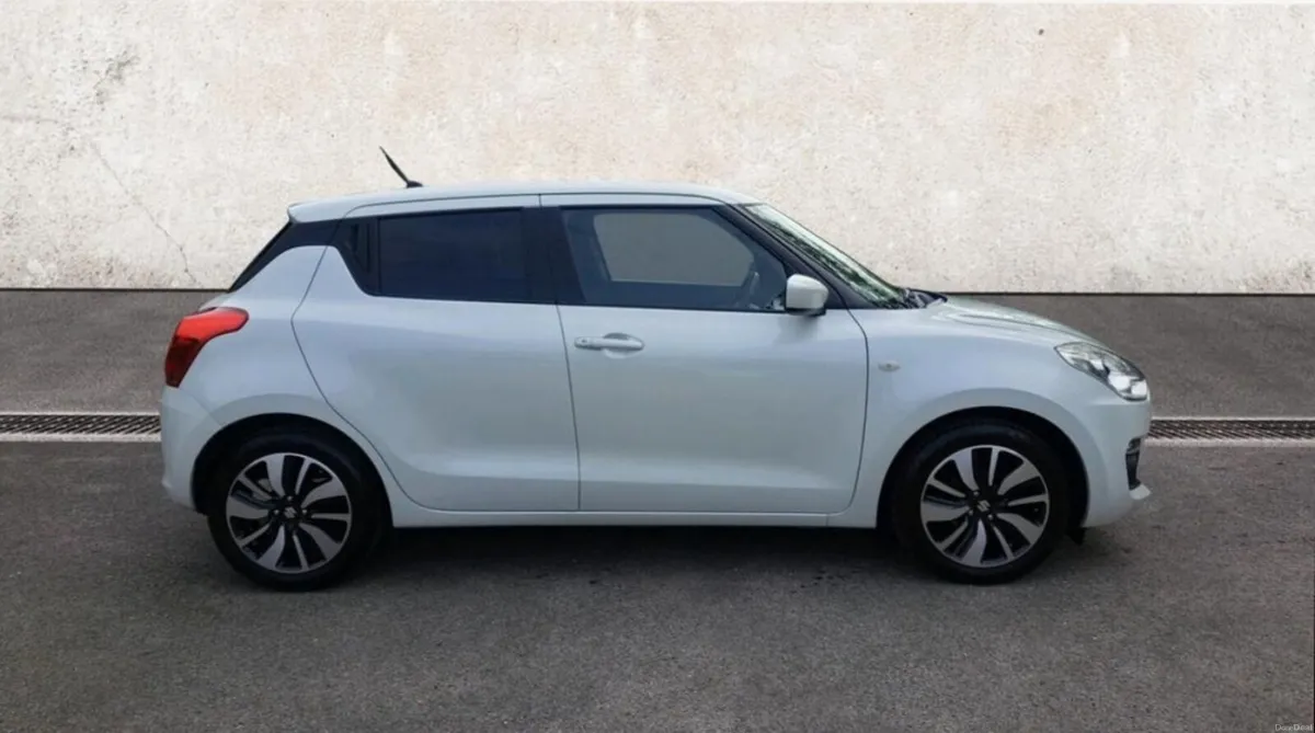 211 Suzuki Swift 1.2 Hybrid - Image 2
