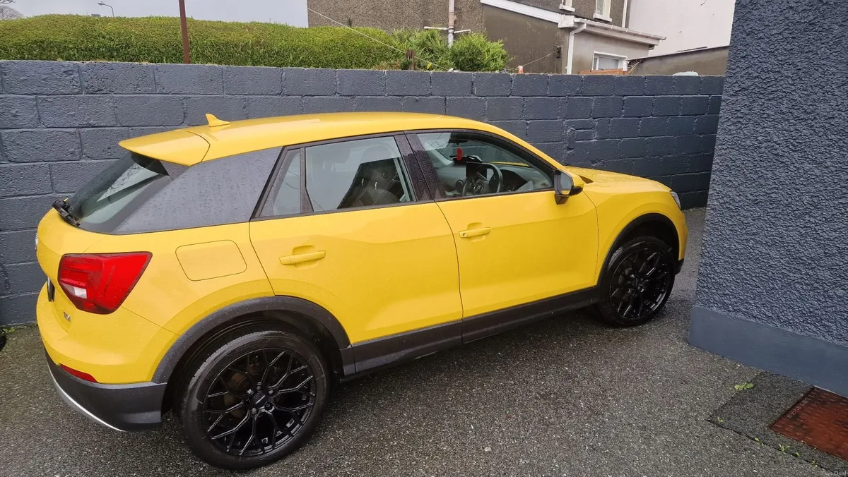 Audi Q2 2017 - Image 6