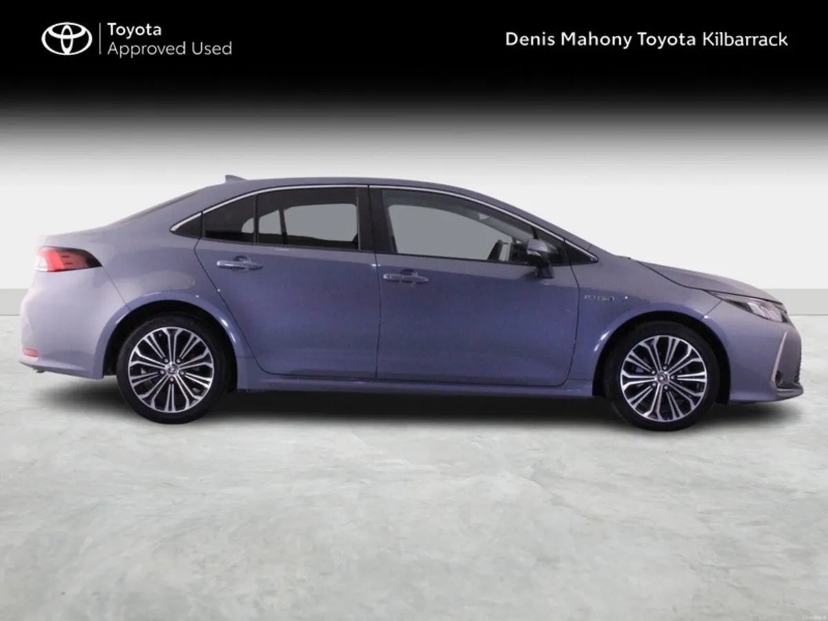 Toyota Corolla HYBRID LUNA SPORT 4DR AUTO - Image 3