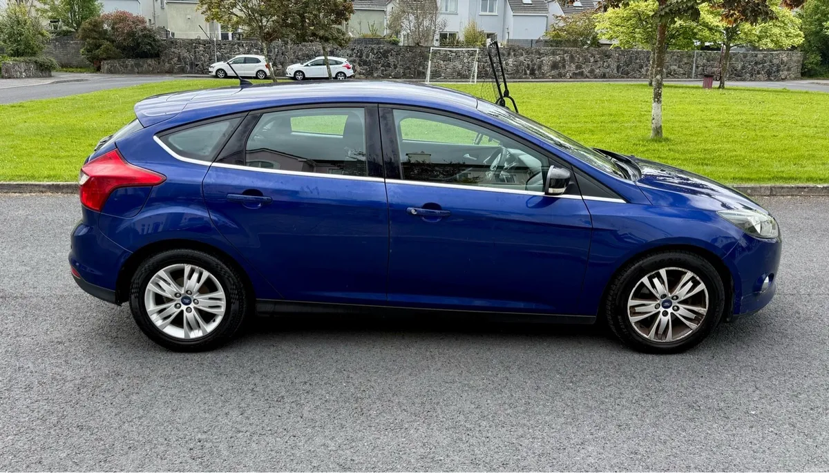 14 Ford Focus 1.6TDCI Titanium-X Nav NCT 09/26 - Image 4