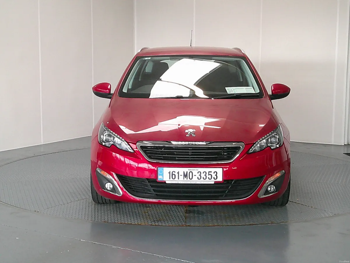 Peugeot 308 2016 - Image 2