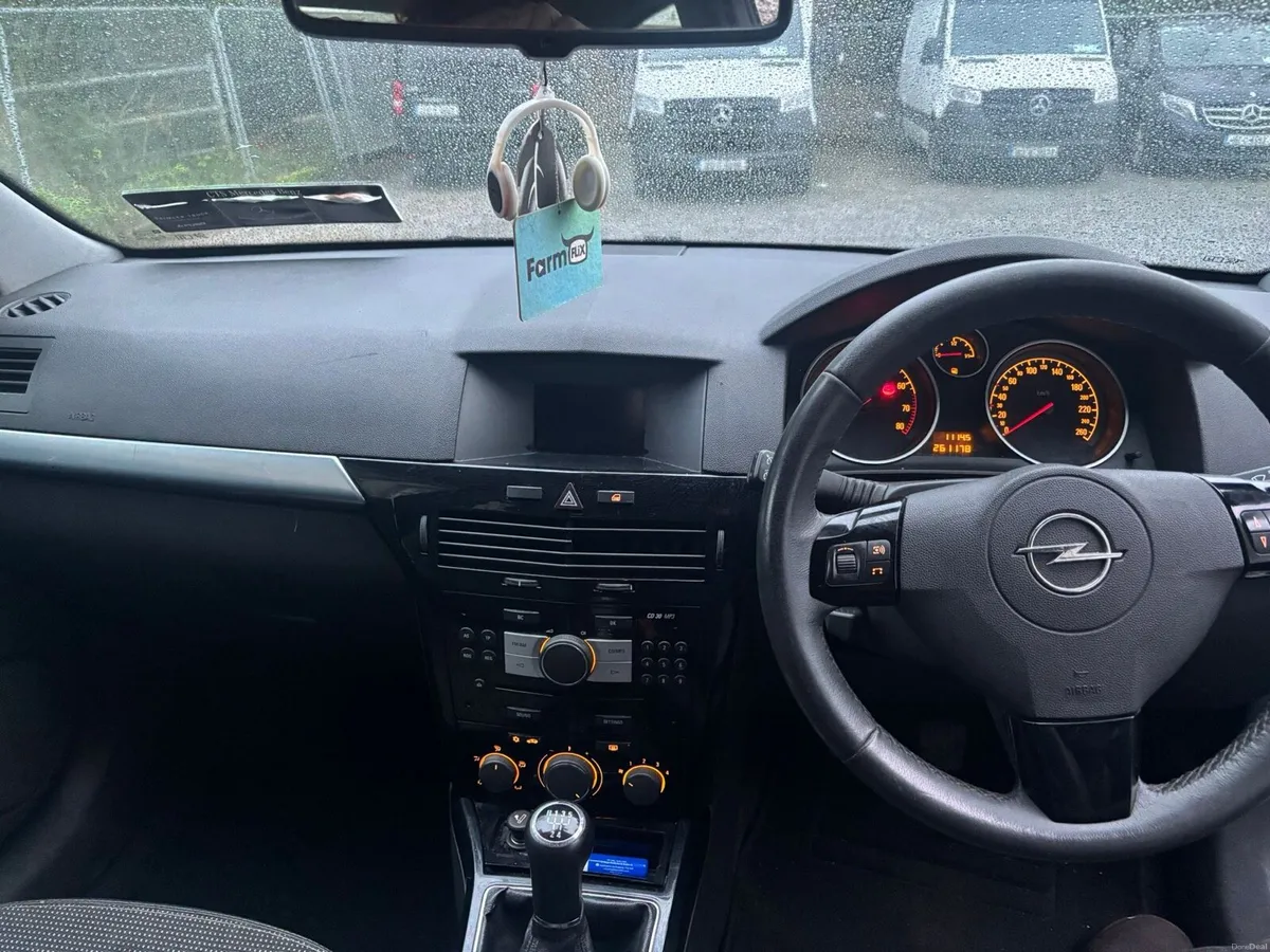 Opel Astra 1.4 GTC Sport - Image 4