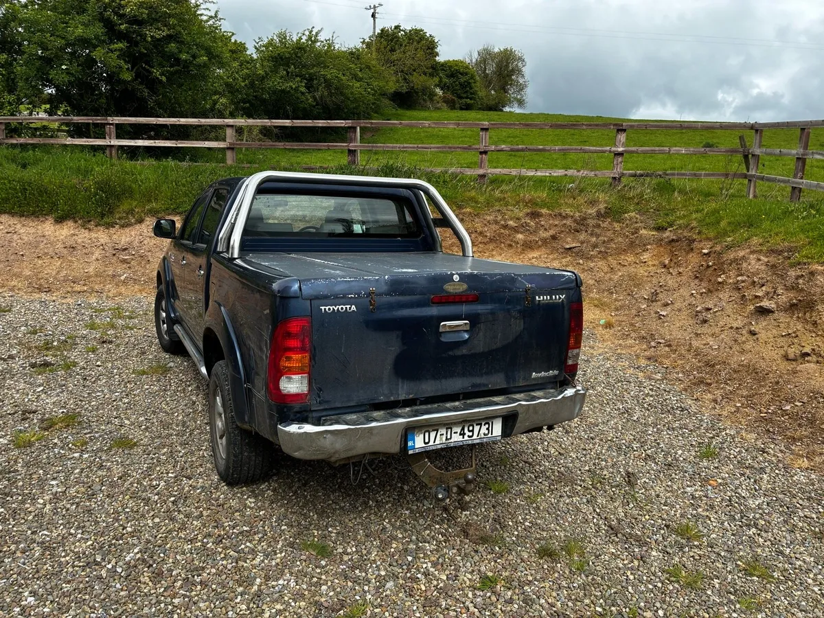 Hilux - Image 4