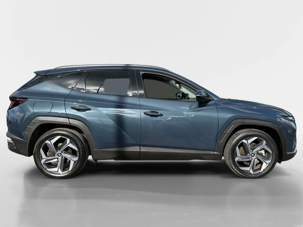 Hyundai Tucson 4WD Executive PHEV Auto - Image 3
