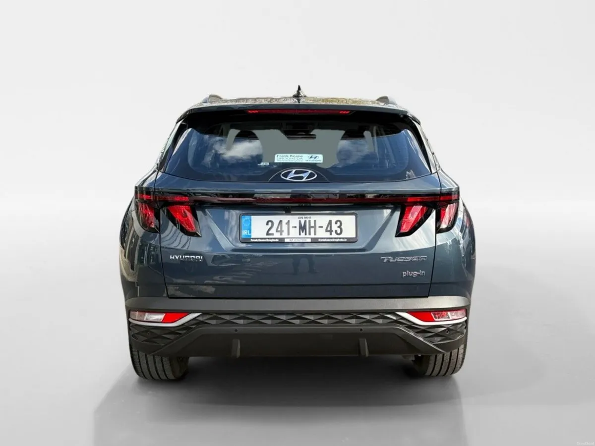 Hyundai Tucson 4WD Executive PHEV Auto - Image 6