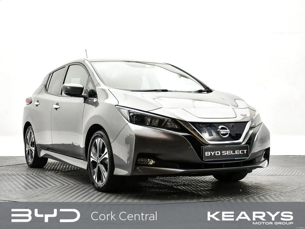 Nissan Leaf SV Premium 40 kWh - Image 1