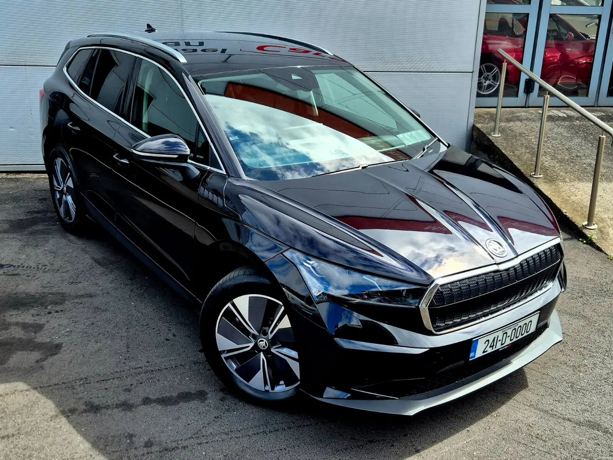 2024 Skoda Enyaq IV85 Suite Edition, CarPlay - Image 3