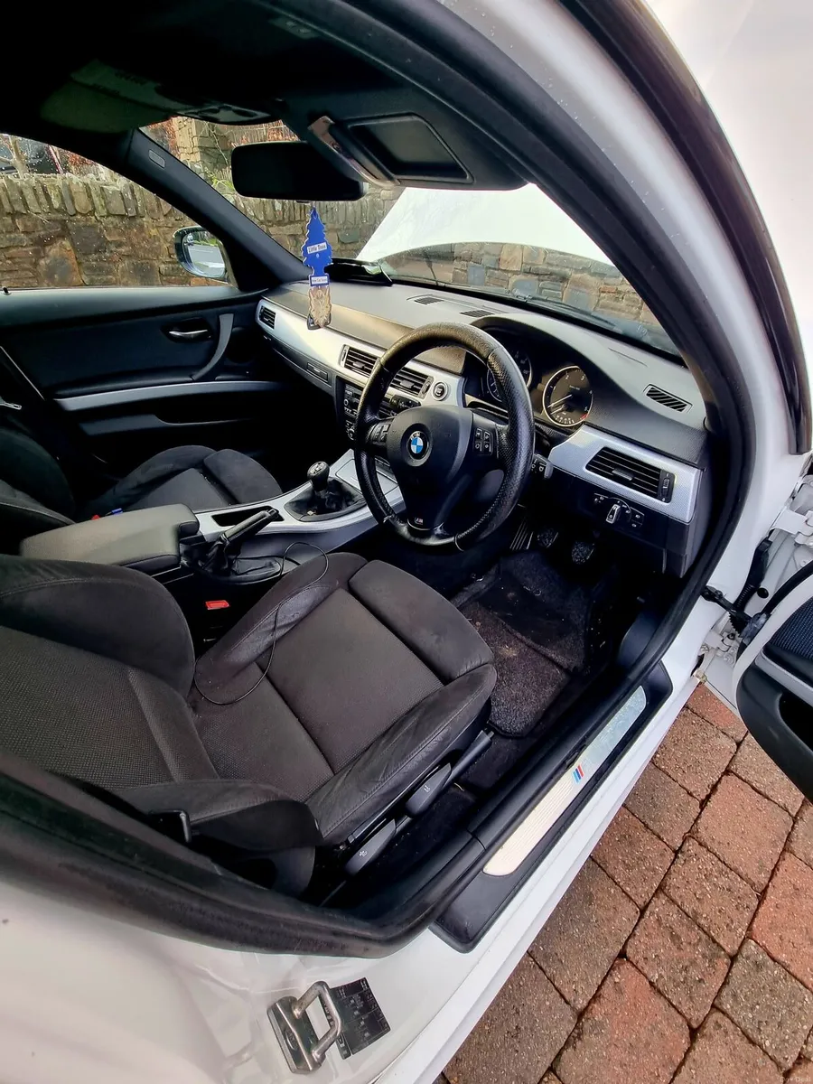 2011 bmw 318d msport lci - Image 4