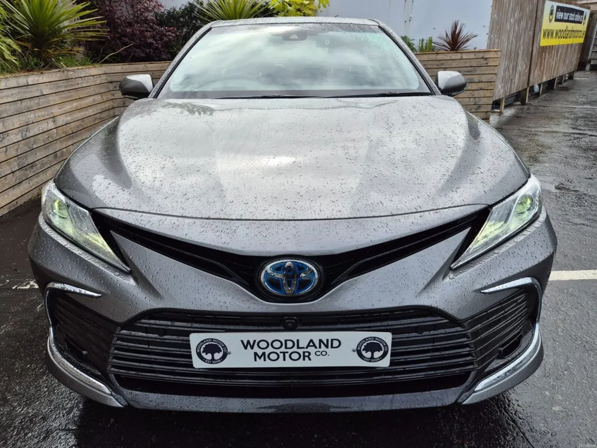 Toyota Camry 2.5 HYBIRD / G-PACK / LOW MILEAGE / T - Image 4