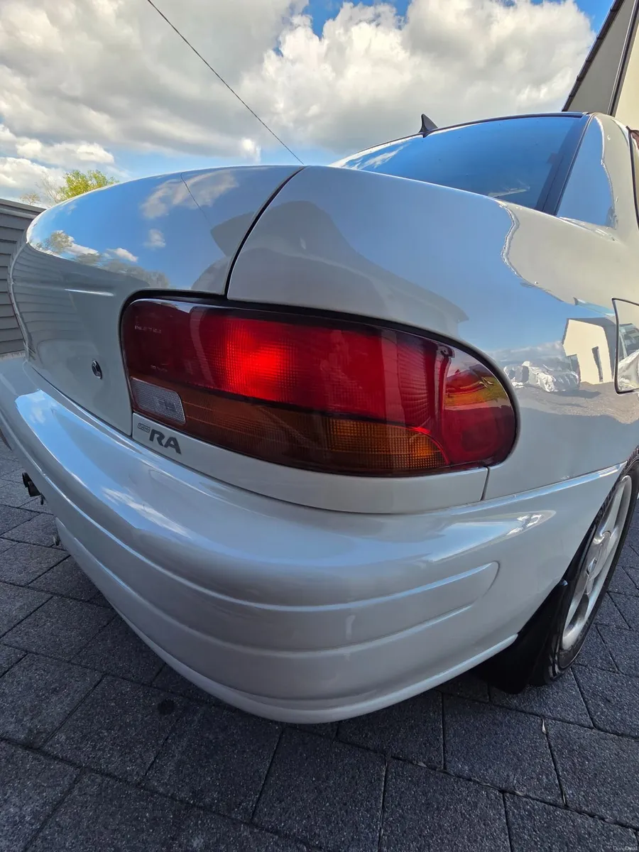 Subaru Impreza 1995 - Image 2
