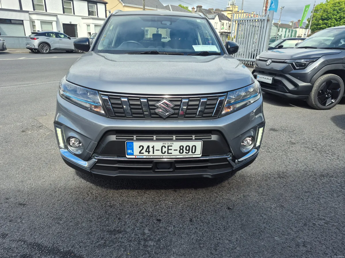 2024 Suzuki Vitara Hybrid Automatic - Image 3
