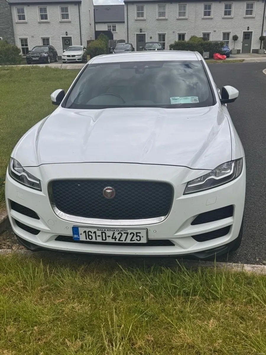 2016 Jaguar F-pace - Image 1
