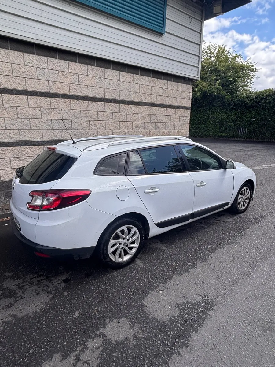 Renault Megane 2013 - Image 2