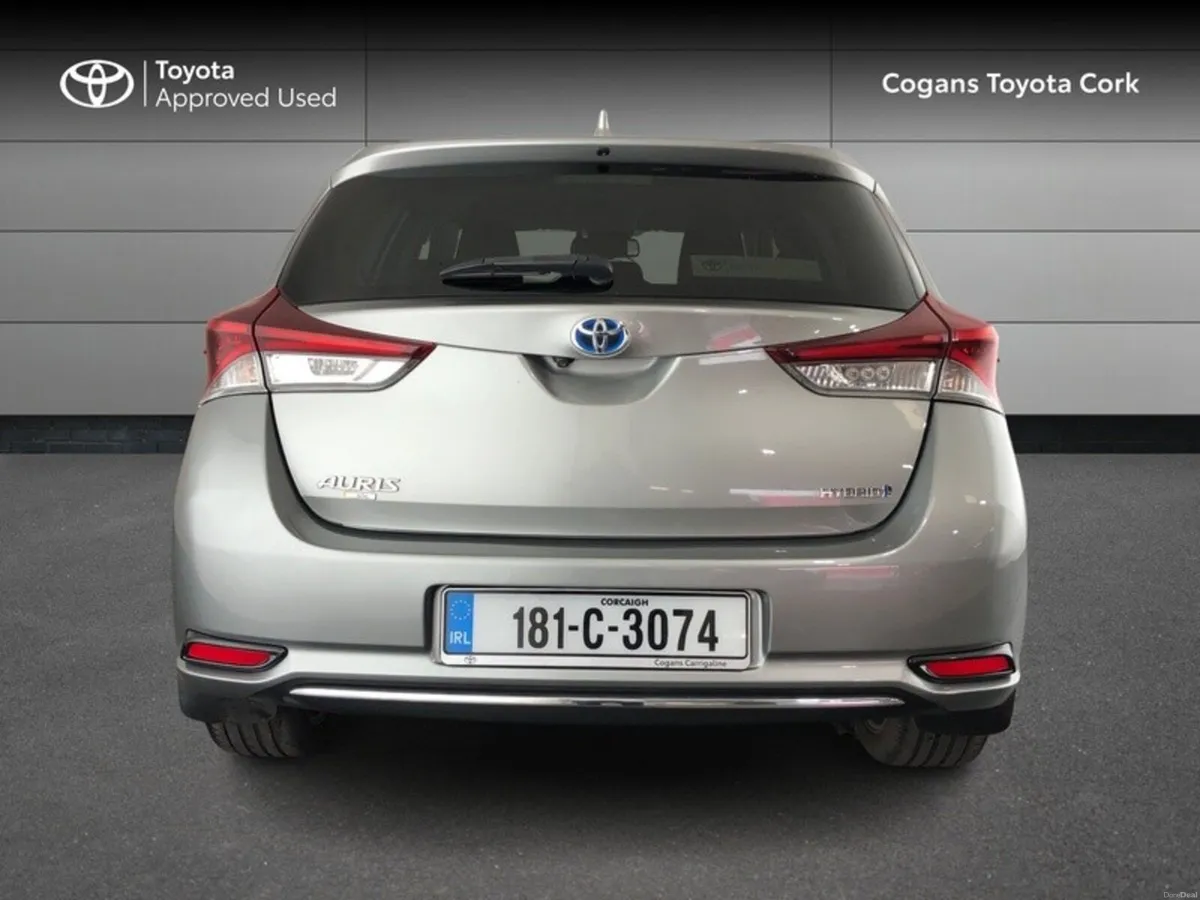 Toyota Auris HYBRID SOL 5DR 4DR AUTO - Image 4