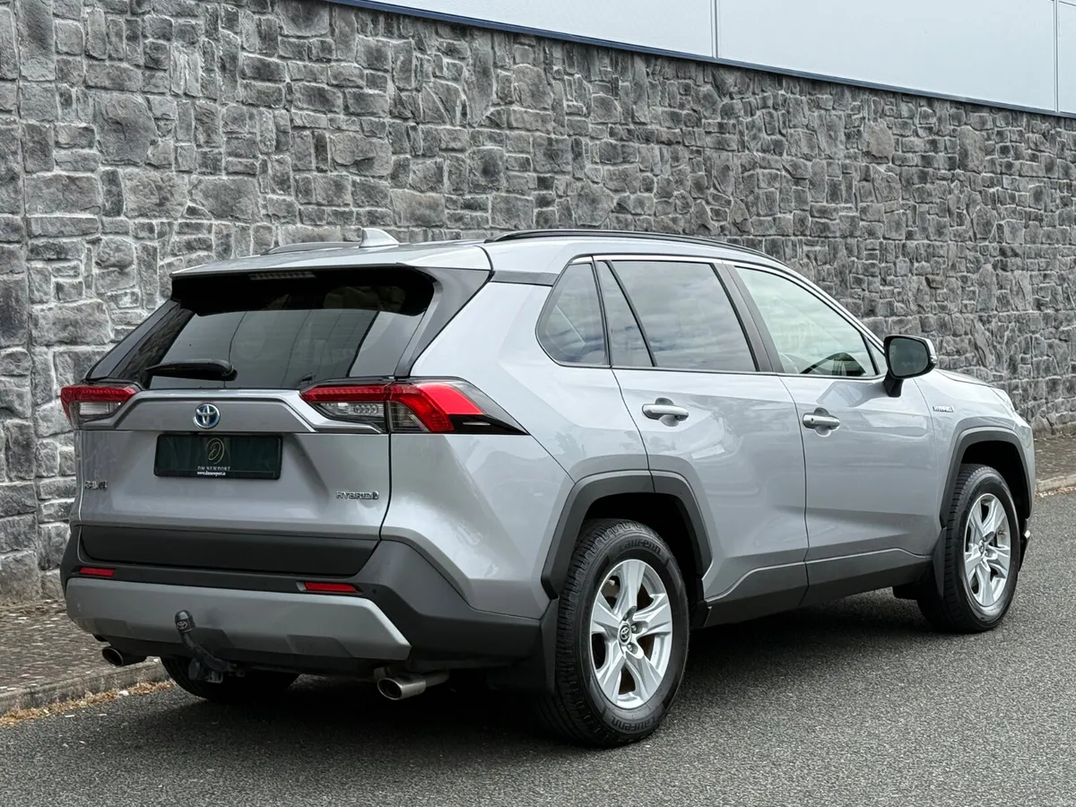2020 Toyota RAV4 Luna Hybrid Auto 2.5 FSH - Image 2