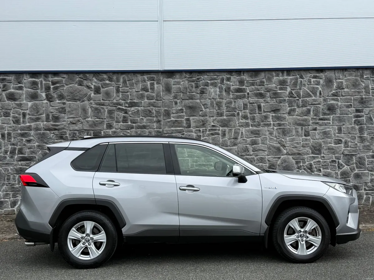 2020 Toyota RAV4 Luna Hybrid Auto 2.5 FSH - Image 4