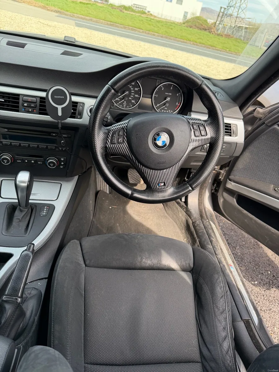 BMW 318d 2009 M-Sport  - Automatic - Image 4