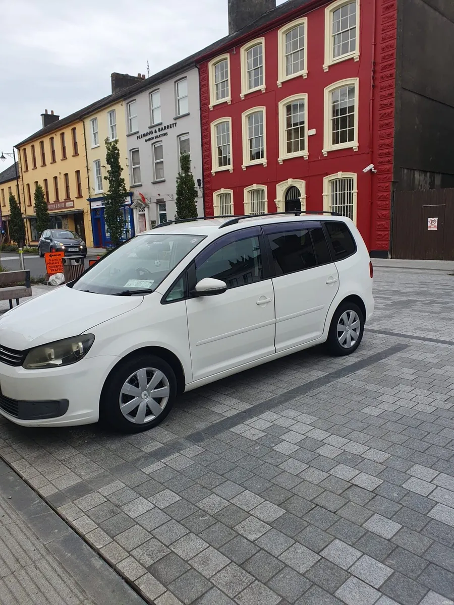 2011 Volkswagen Touran NCT 01-2027 - Image 2