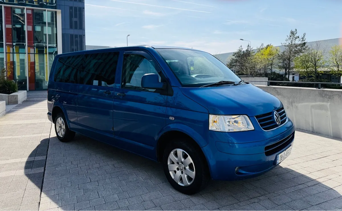 Volkswagen shuttle 2.5 LWB automatic - Image 3