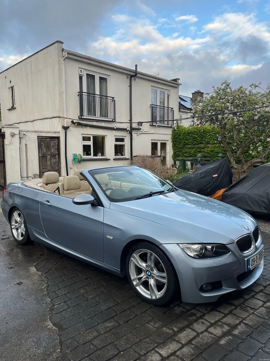 BMW 320d convertible M-Sport - Image 4