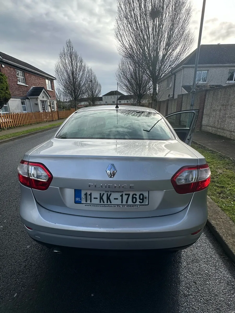2011 Renault Fluence 1.5 dCi 110 Diesel Automatic - Image 3
